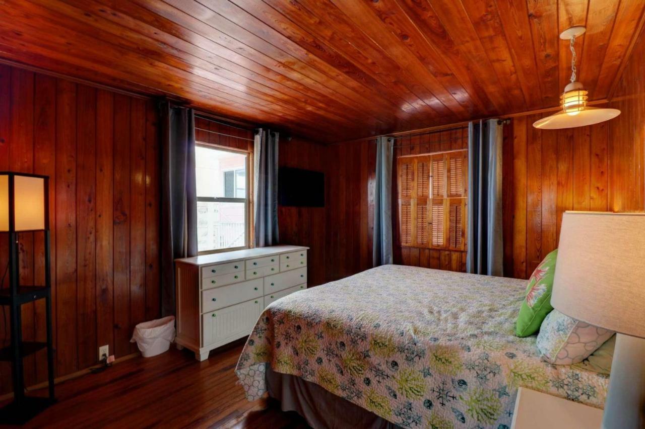 Estero Island Apartment With Boat Dock Fort Myers Beach Esterno foto
