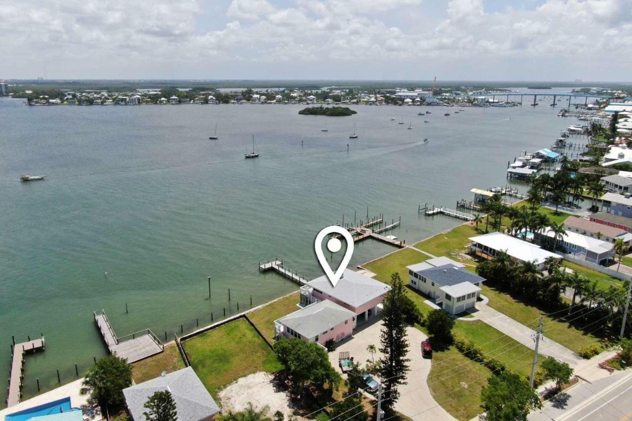 Estero Island Apartment With Boat Dock Fort Myers Beach Esterno foto